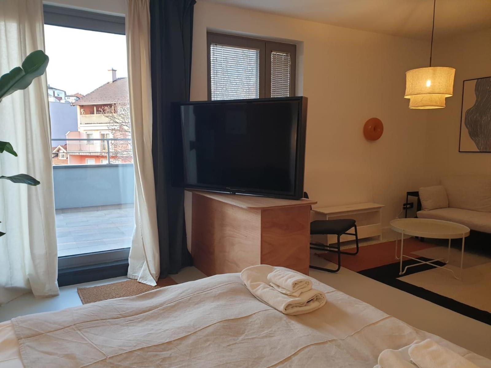 Design Rooms - Kvaternik Square Zagreb Ngoại thất bức ảnh